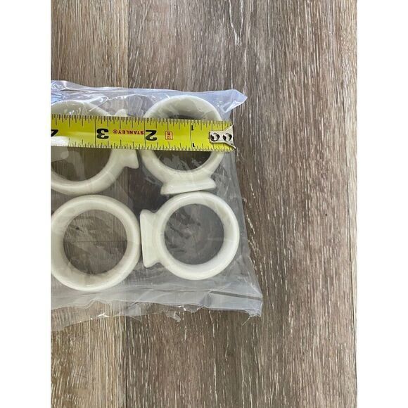 Christmas Holly Berry Ceramic Napkin Ring Set Of 6 - Picture 4 of 4